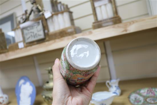 A Cantonese famille rose vase and a dish (2)
